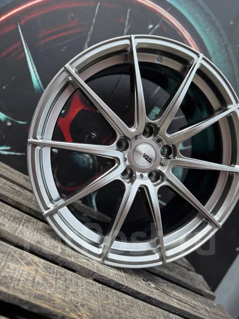 Vossen VPS-307. 8.0x18", 5x114.3, ET35, �� 73,1���. ����