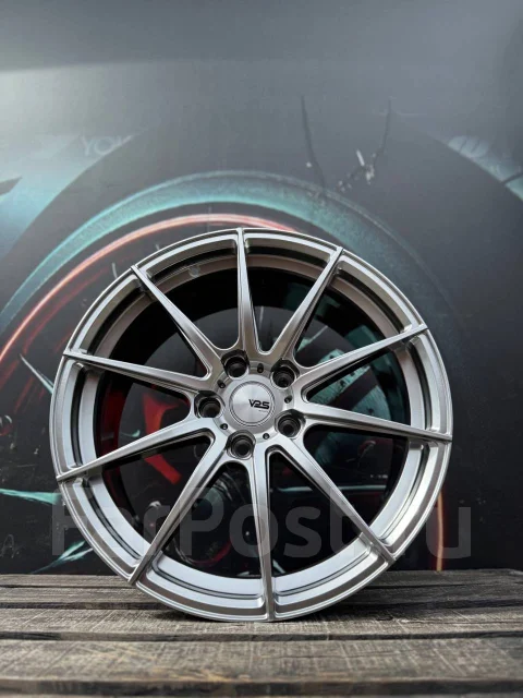 Vossen VPS-307. 8.0x18", 5x114.3, ET35, �� 73,1���. ����