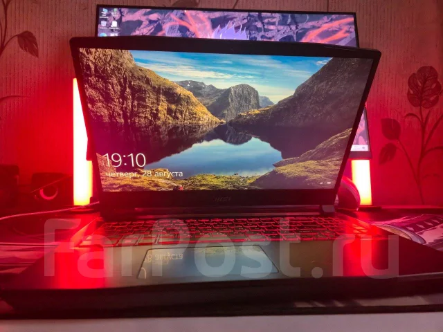 MSI Katana GF66. 2,7����, ��� 16 ��, ���� 1 000���, WiFi: 1, Bluetooth: 1 ����