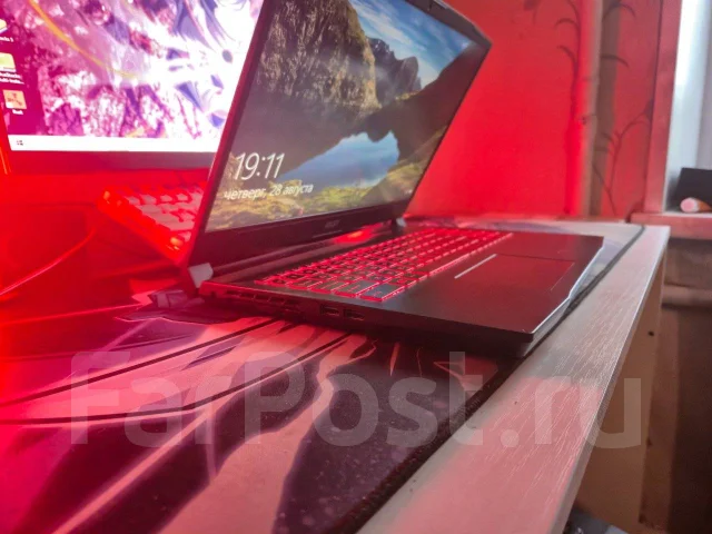 MSI Katana GF66. 2,7����, ��� 16 ��, ���� 1 000���, WiFi: 1, Bluetooth: 1 ����