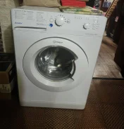 Indesit ����