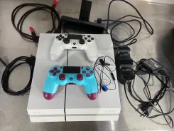 Sony PlayStation 4 ����