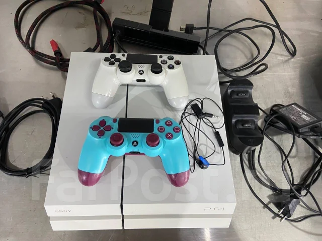 Sony PlayStation 4 ����