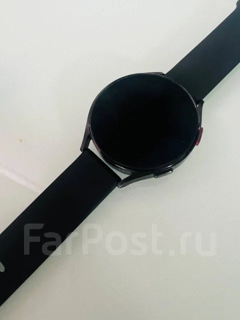 Samsung Galaxy Watch4 ����