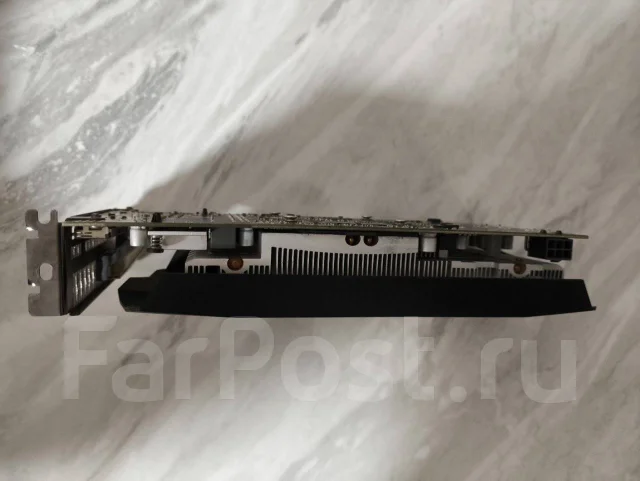 Radeon RX 570 ����