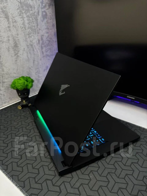 Gigabyte Aorus 16. 15.6", ��� 16 ��, ���� 512���, WiFi: 1, Bluetooth: 1 ����
