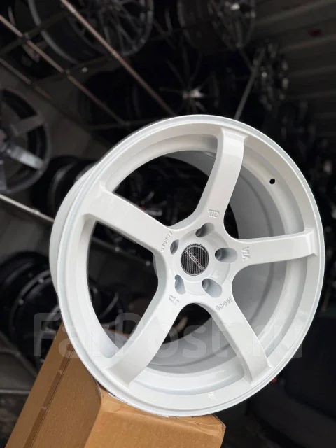 ProDrive. 9.5x18", 5x114.3, ET28 ����