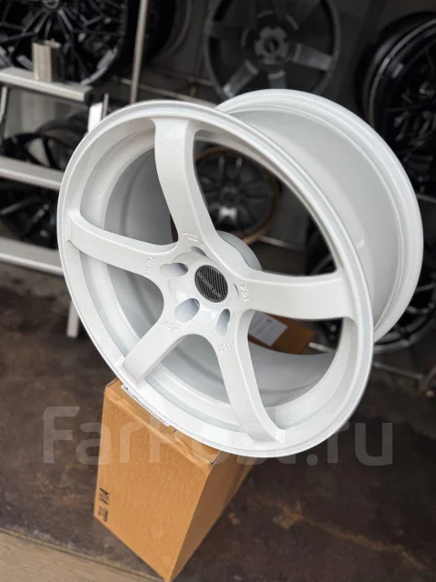 ProDrive. 9.5x18", 5x114.3, ET28 ����
