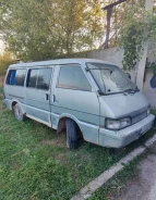 Kia Besta ����