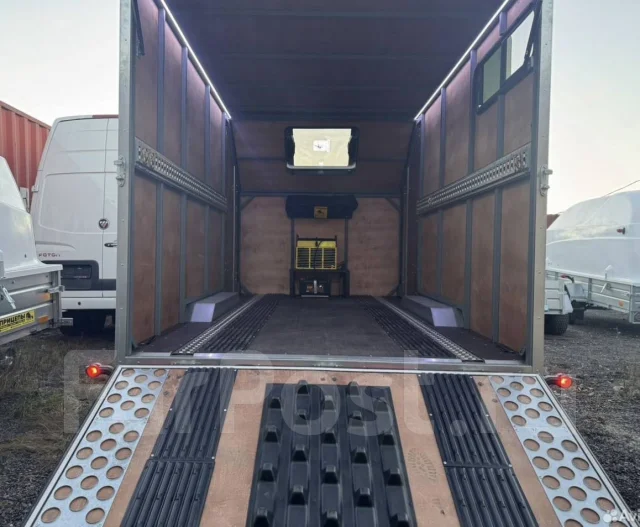 GTS-Trailer. �/�: 3 500���., �����: 35 000���. ��� ����� �� ������� ����