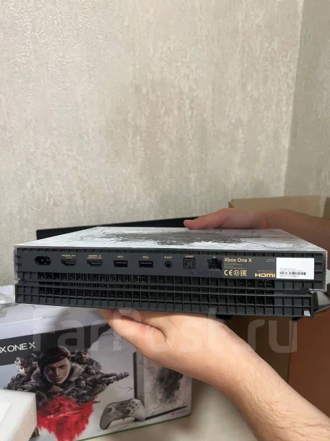 Microsoft Xbox One X ����