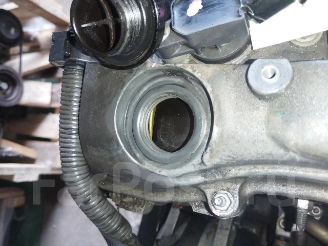 ��������� Toyota NOAH AZR60 1Azfse 1900028330 ����