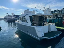 Beneteau Swift Trawler. 2020 ���, ����� 9,53��., ��������� ������������, 380��.�., ������ ����