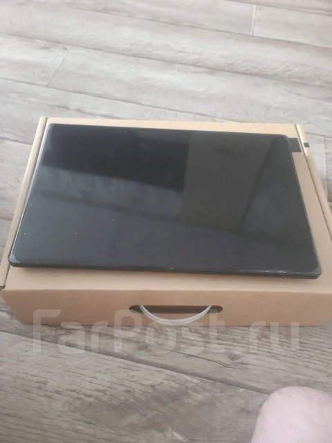 ������ ���. ����� .2025 ���� . 15.6", 3,6����, ��� 8 ��, ���� 512���, WiFi: 1, Bluetooth: 1, ����������� �� 10��. ����