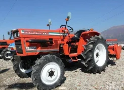 Hinomoto E2604 ����