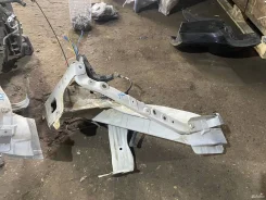 ������ ��������� ����� Nissan Teana J32 Nissan 75111-JN20A 75111JN20A ����