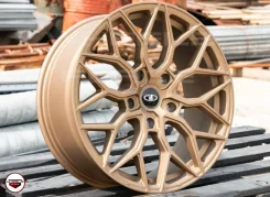 Vossen HF-2. 8.0x19", 5x139.7, ET30, �� 98,5���. ����
