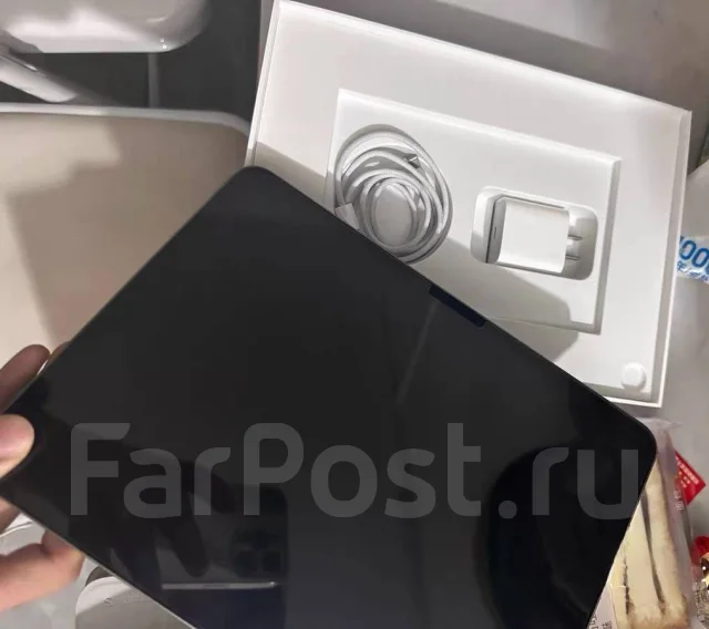 Apple iPad Air 7. 11 ������, ������ 256 �� ����