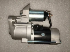 ������� Canter 4D30 /4D31/ 4D32/4D33 / 4D34 / 4D35 / 24V (�����������) ME014417R ����