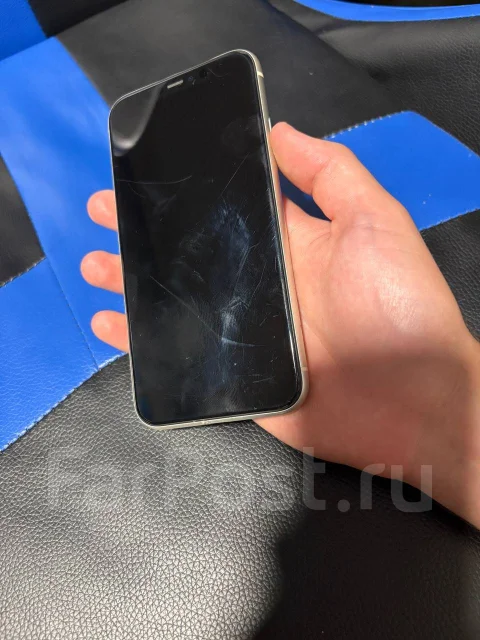 Apple iPhone 11. �/�, 128 ��, �����, 3G, 4G LTE ����