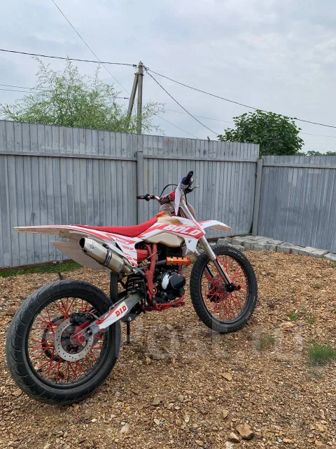 Hasky. 250����. ��., ��� ���, ������ �� �� ����