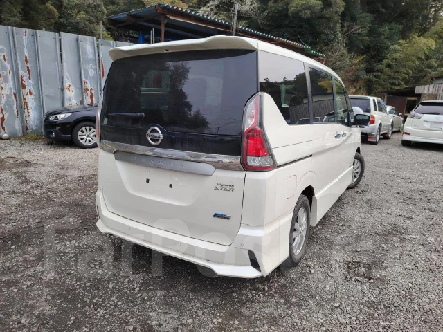 Nissan Serena. GFNC27, MR20DD ����