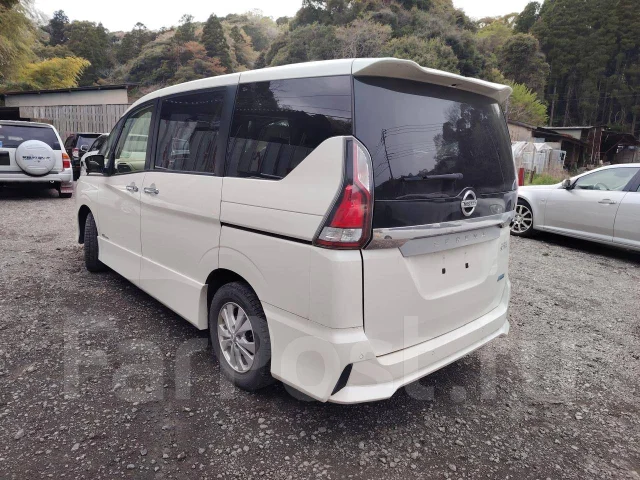 Nissan Serena. GFNC27, MR20DD ����