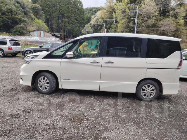 Nissan Serena. GFNC27, MR20DD ����