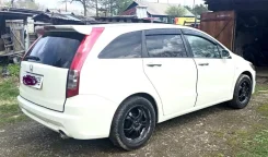 Honda Stream. �������, ��������, 1.8 (140��.�.), ������, 186����. �� ����
