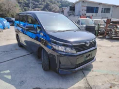 Toyota Voxy. ZRR75G, 2ZRFAE ����