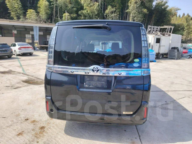 Toyota Voxy. ZRR75G, 2ZRFAE ����