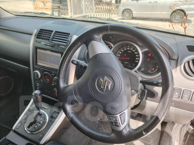 Suzuki Escudo. TDA4W, J24B ����