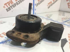 ������� ��������� ����. Renault Master 8200022596B 8200022596B ����