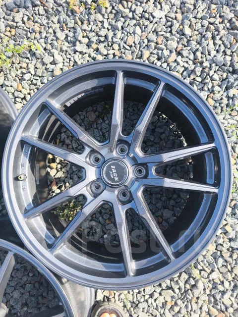 Japan Sanyo Zack JP-520. 8.0x18", 5x114.3, ET40, �� 70���. ����