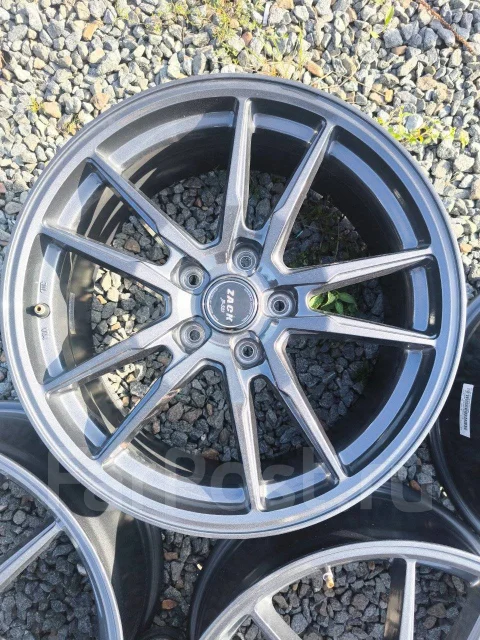 Japan Sanyo Zack JP-520. 8.0x18", 5x114.3, ET40, �� 70���. ����
