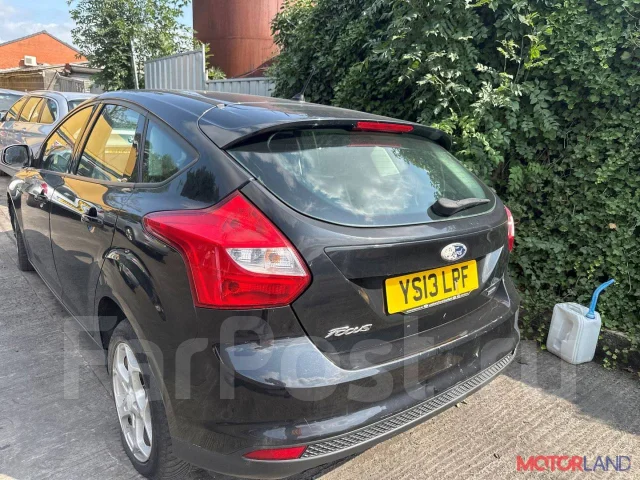 ������� ��������� Ford Focus 3 2011-2015 11496430 2048467 ����