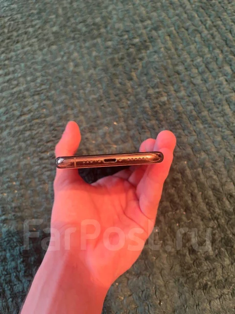 Apple iPhone Xs. �/�, 64 ��, �������, 4G LTE ����