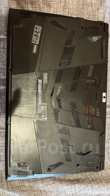 MSI. 17.3", 2,3����, ��� 16 ��, ���� 1 024���, WiFi: 1, Bluetooth: 1, ����������� �� 8��. ����