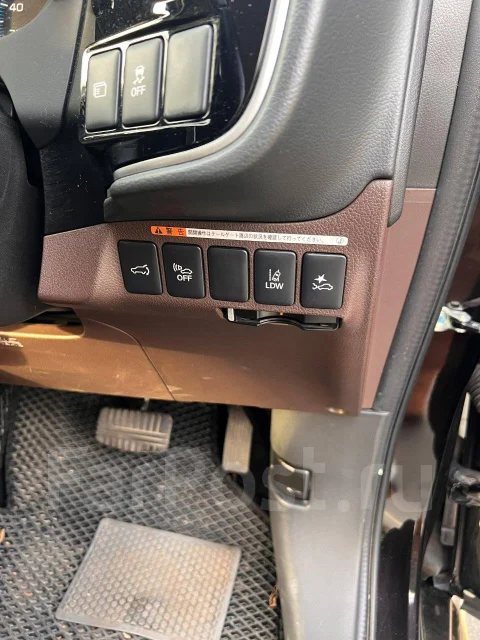Mitsubishi Outlander. 4wd, 2.0 (118��.�.), ������, 82 497����. �� ����