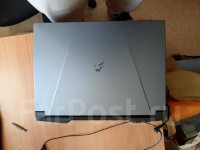 DNS. 16", ��� 16 ��, ���� 1 000���, WiFi: 1, Bluetooth: 1, ����������� �� 6��. ����