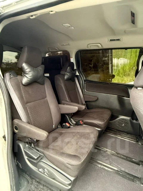Toyota Voxy. �������, ��������, 1.8, ������, 138 000����. �� ����