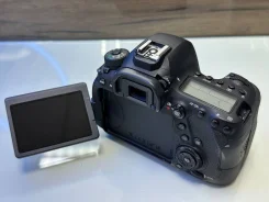 Canon EOS 6D Mark II Body ����
