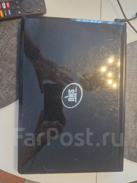 DNS. 15.6", 2����, ��� 2048 ��, ���� 120���, WiFi: 1, Bluetooth: 1, ����������� �� 1��. ����