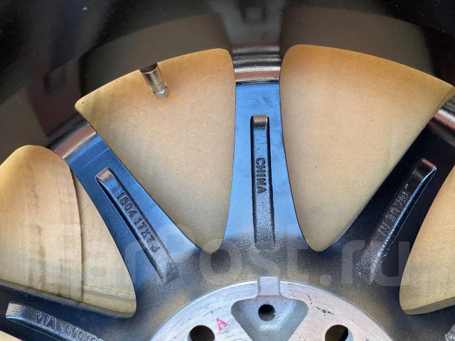 BADX Loxarny Sport. 7.0x17", 5x114.3, ET55, �� 73,1���. ����
