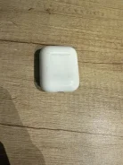 Apple AirPods ����