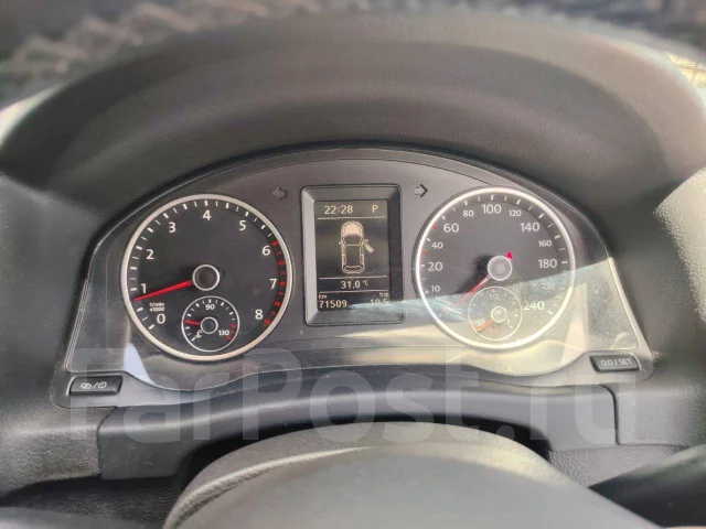 Volkswagen Tiguan. WVGZZZ, 2.0 TSI ����