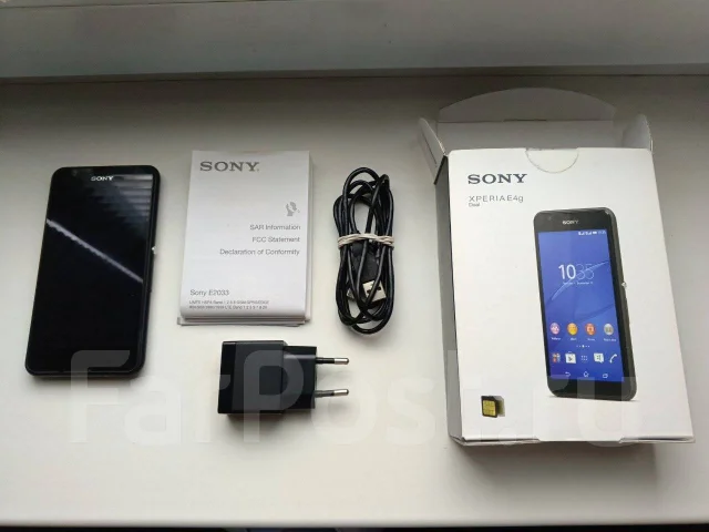 Sony Xperia E4g. �/�, 8 ��, ������, 3G, 4G LTE, Dual-SIM ����