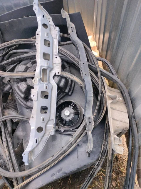Toyota Ractis. 1NZ ����