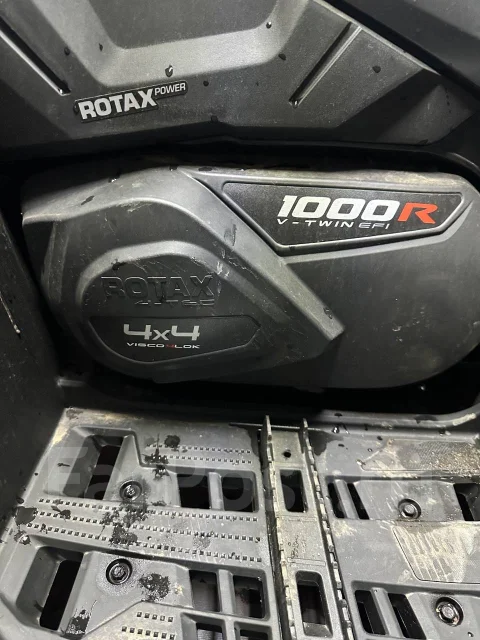 BRP Can-Am Outlander Max 1000R XT-P. ��������, ��, �� ����