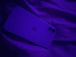 Apple iPhone 11. �/�, 64 ��, ����������, 3G, 4G LTE ����